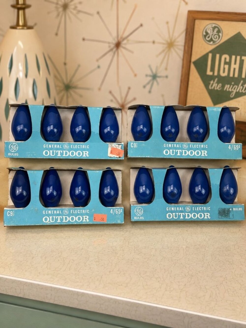 General Electric GE C9-1/2 Outdoor Christmas Lamps Light Blue Bulbs Lot of 4